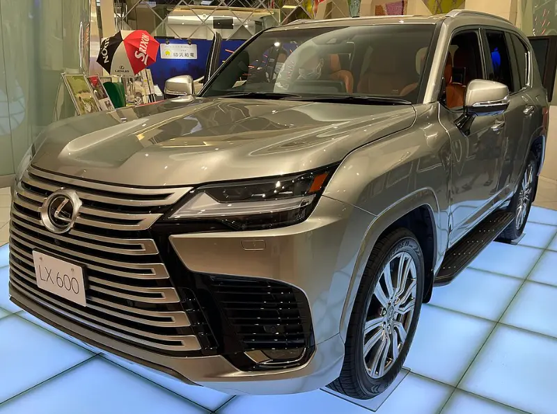 雷克萨斯ES600:传说中的“隐形豪车”?揭秘你真正想找的这位“大佬” 第3张 雷克萨斯ES600:传说中的“隐形豪车”?揭秘你真正想找的这位“大佬” 第3张