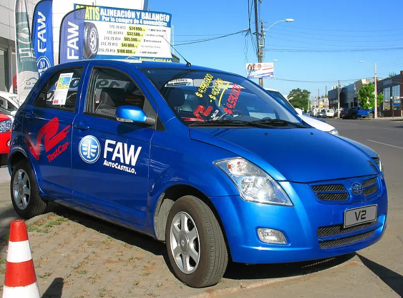 威志两厢车值得买吗？2025年二手市场优缺点及油耗详解 第3张