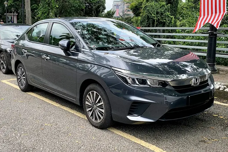 锋范缺点深度盘点：这辆被捧上天的本田“省油王”，到底值不值得买？