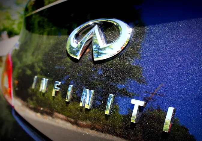 英菲尼迪是哪国的品牌？详解这个日系豪华汽车的起源与魅力 第1张