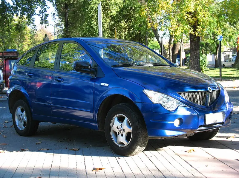 【深度解析】双龙爱腾柴油版：被误解的“硬汉”？从奔驰技术到另类设计的全面测评 第3张