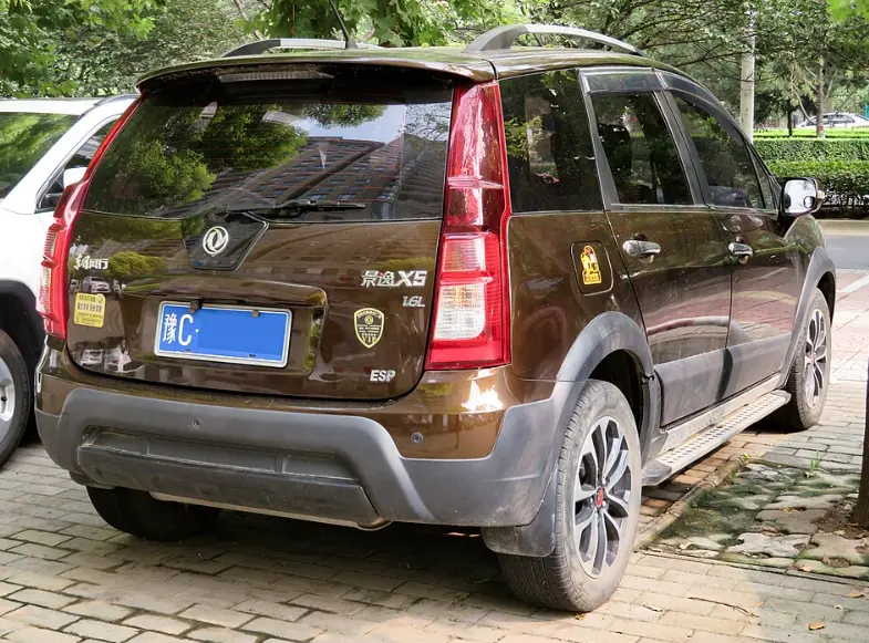 东风风行景逸：从“国民家用车”先驱到二手市场的避坑王者，深度复盘其技术血脉与选购逻辑 第2张