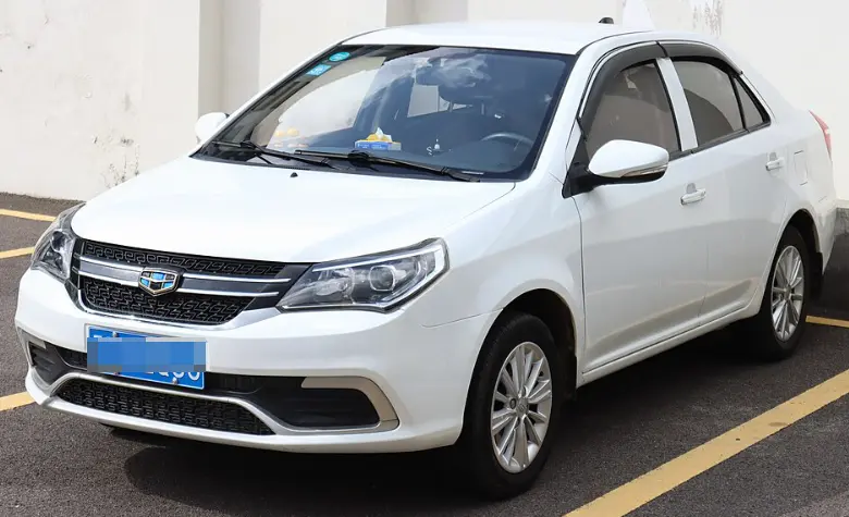 吉利金刚二代油耗多少?真实车主反馈与省油技巧详解 第1张 吉利金刚二代油耗多少?真实车主反馈与省油技巧详解 第1张