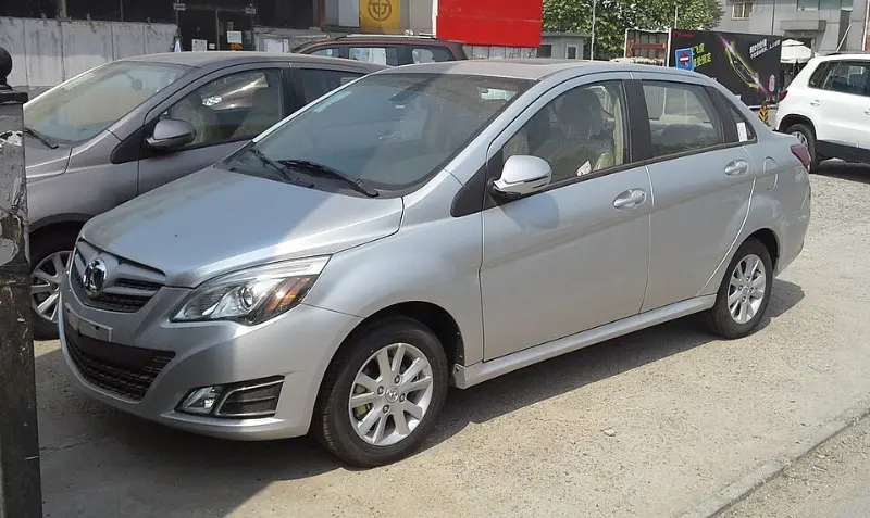 北京汽车E系列全面解析：一款被遗忘的高性价比代步车 第1张