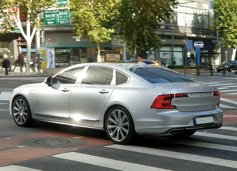 2021款沃尔沃S90落地价全解析：从当年的“打骨折”到如今的“性价比之王” 第3张