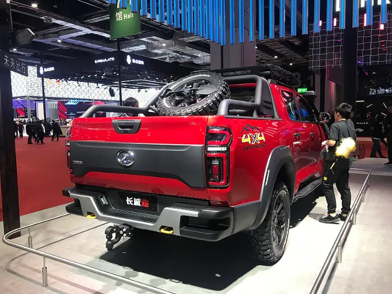 “厚重”的代价与底气：深度拆解长城汽车的重量、油耗与安全悖论