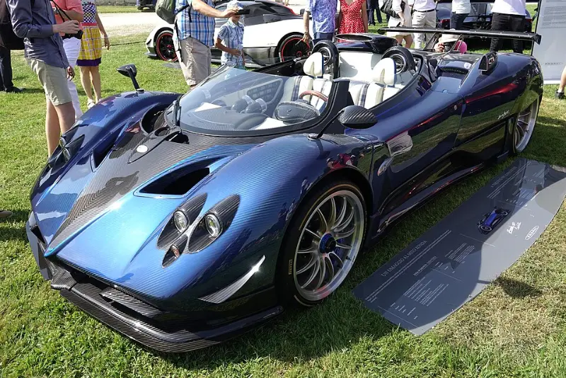 全球最贵十大豪车2026最新排行榜：劳斯莱斯包揽前二，一辆定制版够买北京三环一套顶配豪宅 第4张