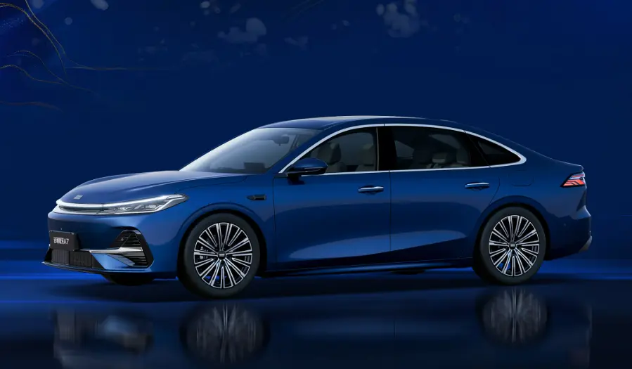 2026女性选车避坑指南：不只有颜值，这几款省油“神车”更懂你 第3张