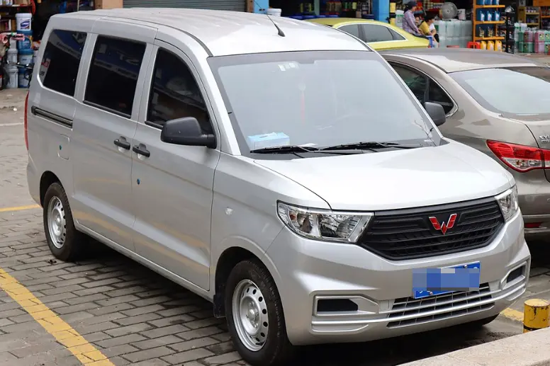 五菱宏光商务车哪款值得买？3大车型实操拆解，选错一次费三年 第1张