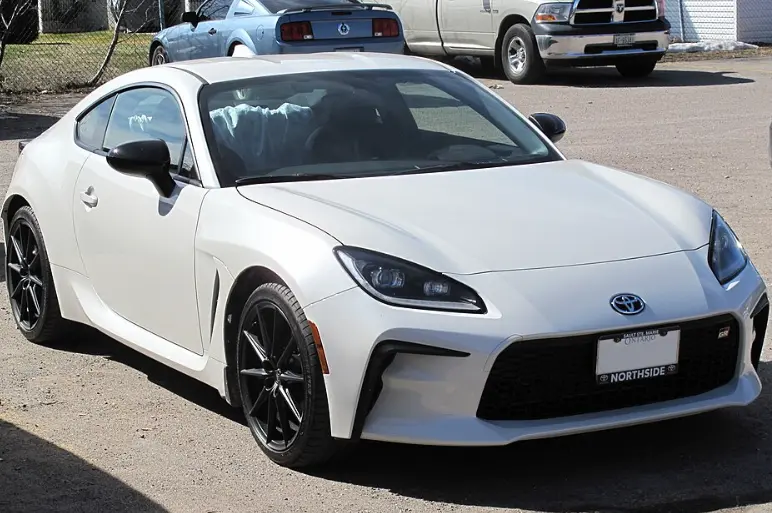 马力不是答案：丰田86为何成为30万级最有驾驶灵魂的跑车