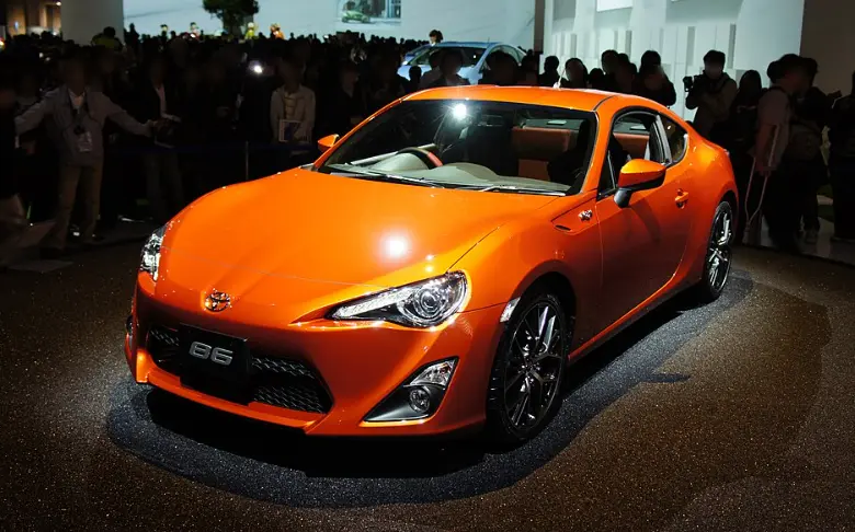 马力不是答案：丰田86为何成为30万级最有驾驶灵魂的跑车 第2张