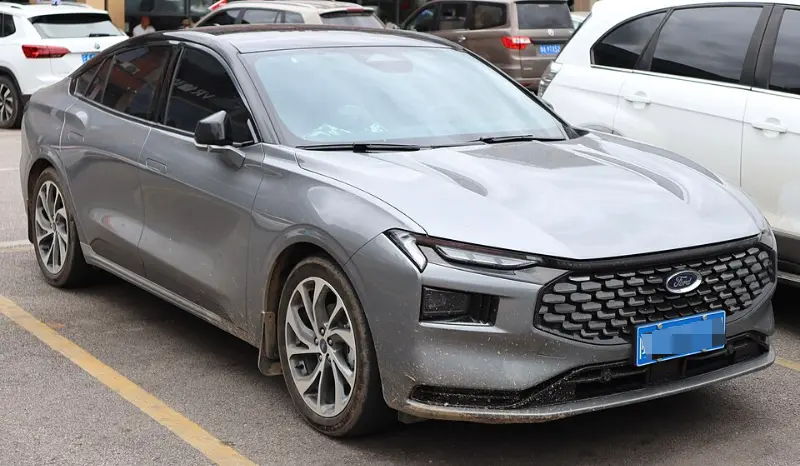 福特蒙迪欧致胜：一款被严重低估的"技术早产儿