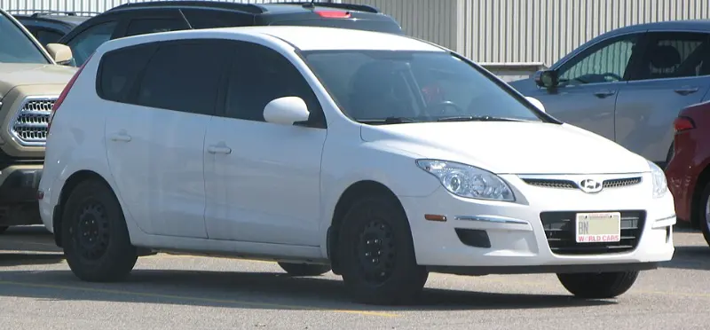 伊兰特两厢：一款