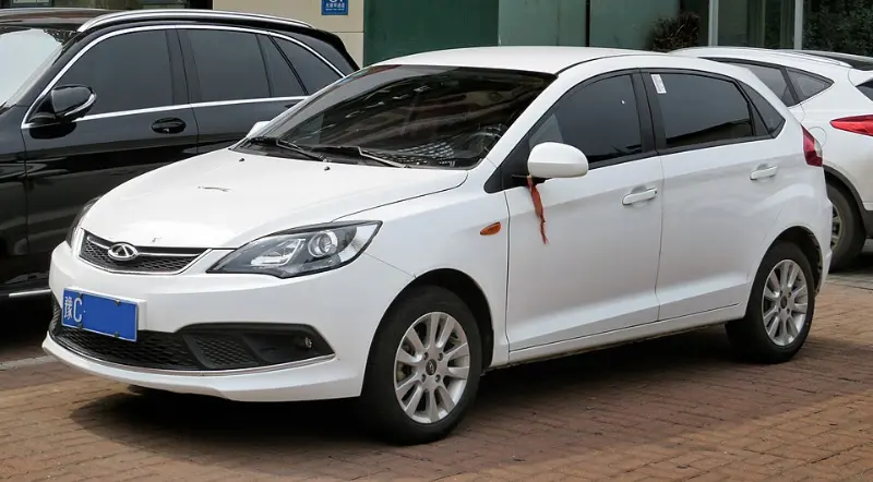 奇瑞A13：一款被名字耽误的"技术派"小车，为何最终成了时代的眼泪？
