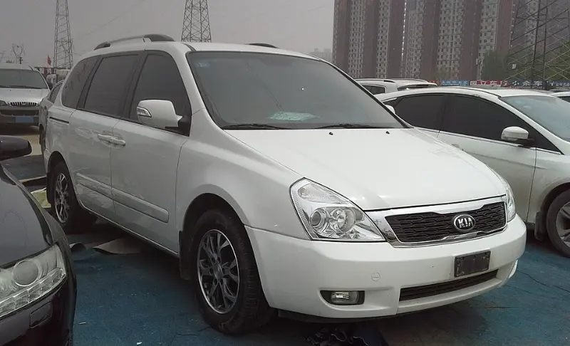 起亚威客：一款被时代遗忘的韩系MPV，为何二手车市场突然有人追捧？ 第1张