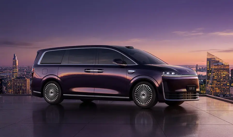 破局高端MPV！奇瑞“商务车”大变局：从平民开瑞到50万级智界V9的跃迁之路